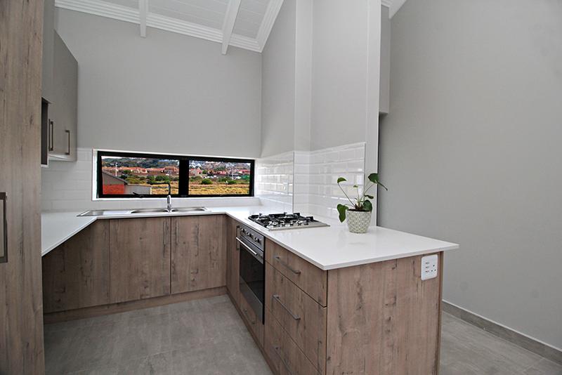 2 Bedroom Property for Sale in Hartenbos Heuwels Western Cape